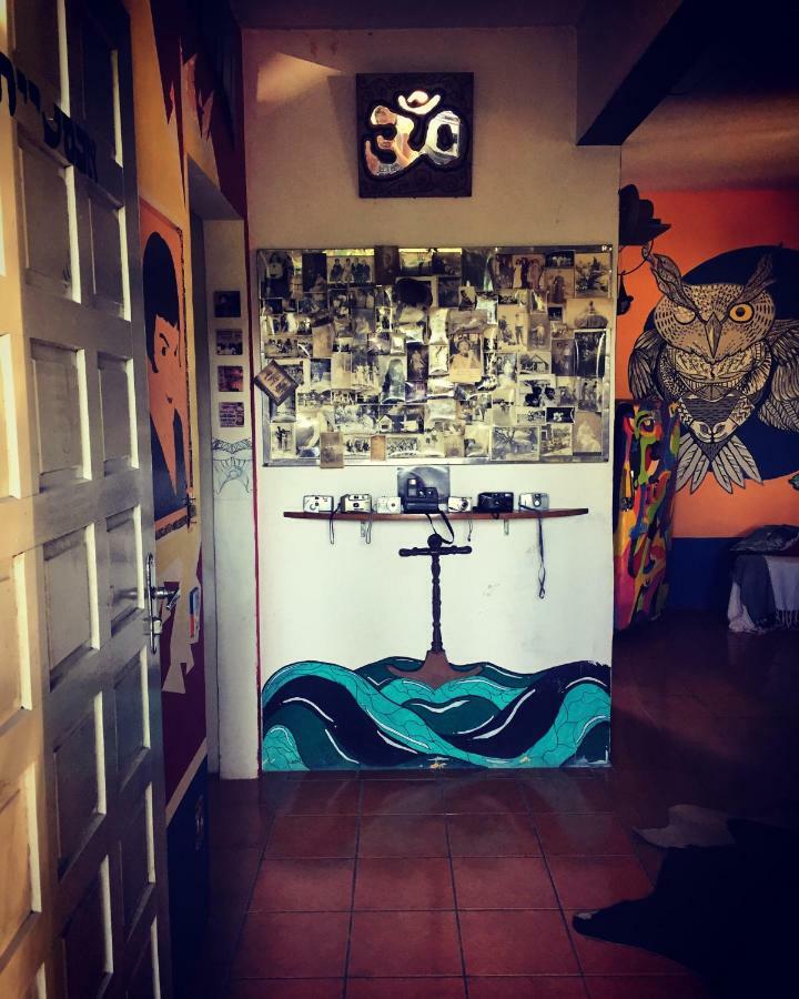 Retro House Hostel Florianopolis Exterior photo
